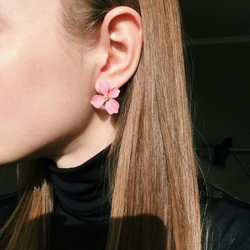 ๐๐Host Pick๐๐ Handmade Petal Stud Earrings๐ท - Picture 5 of 5